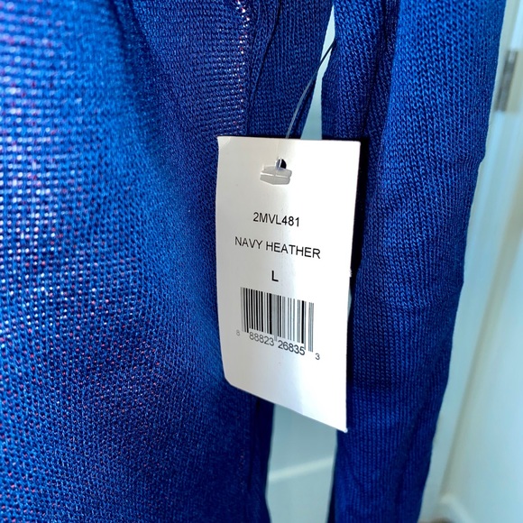 Marvel captain America Sweater Sz large - Picture 3 of 3